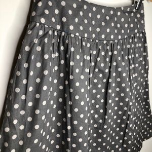 Garnett Hill gray polka dotted skirt
